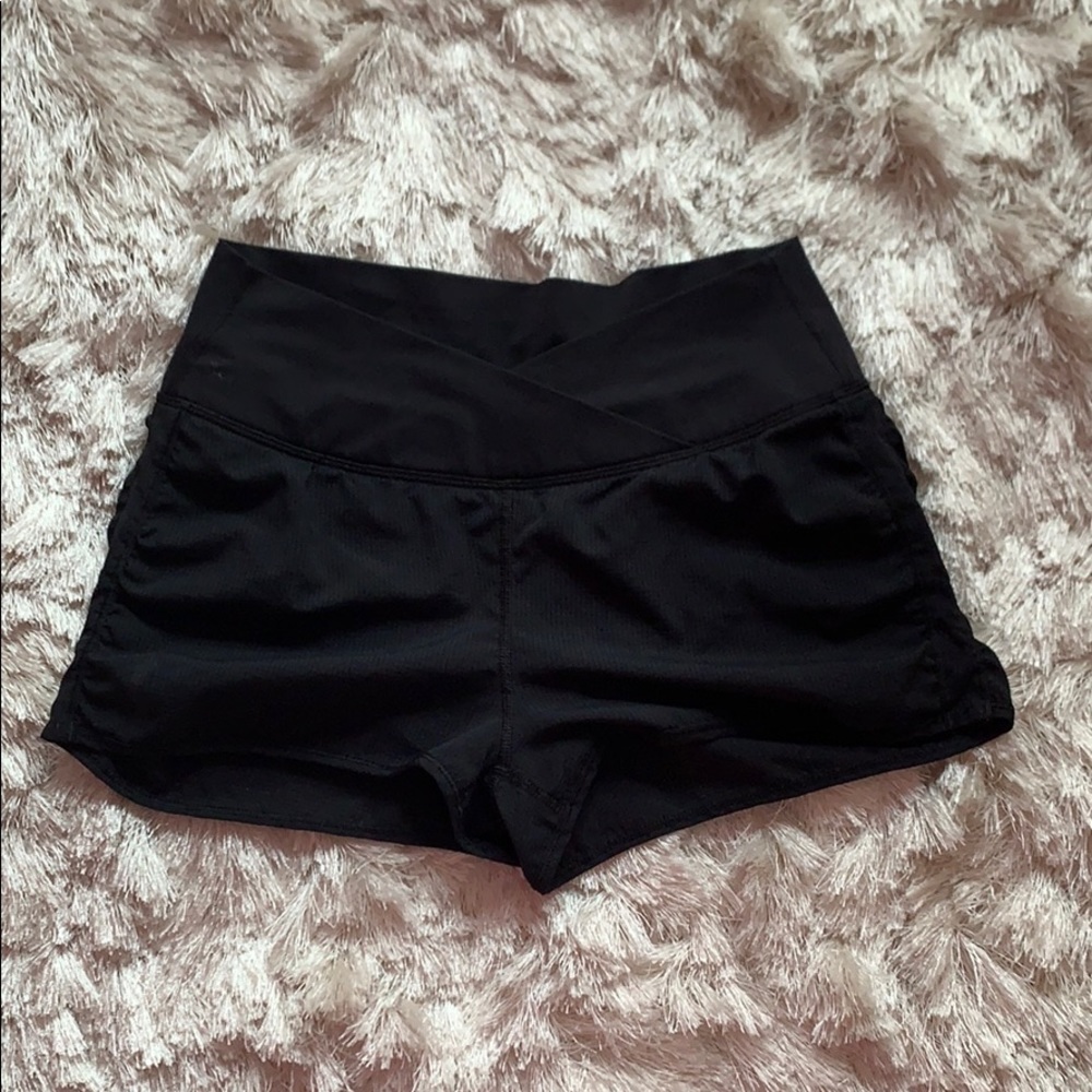 Black Lululemon Short